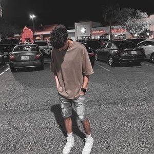 Meet your Posher, Ahmad